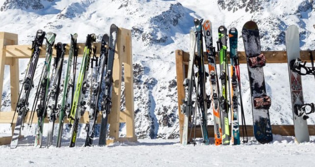 Ski and snowboard rack